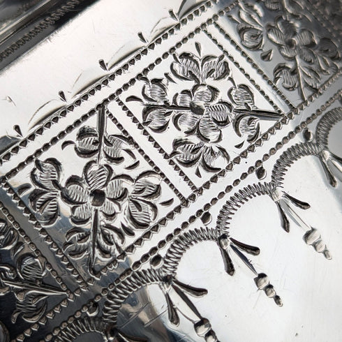 Circa 1900 British antique silver plate teapot Walker & Hall